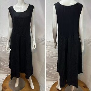 Fenini-M-black-100% linen, sleeveless, asymmetrical, lagenlook, mini/maxi dress.